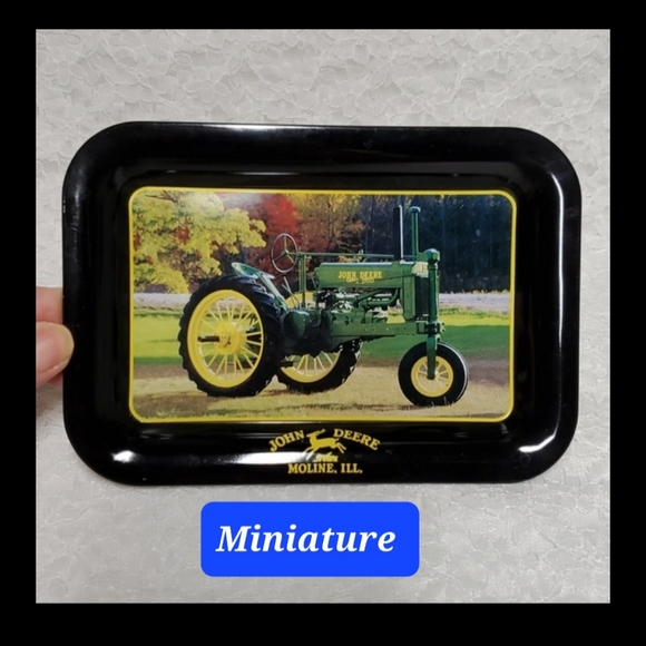 2002 John Deere Metal Tin Tray VTG Moline ILL. Country Farm Tractor Mini - Picture 1 of 9